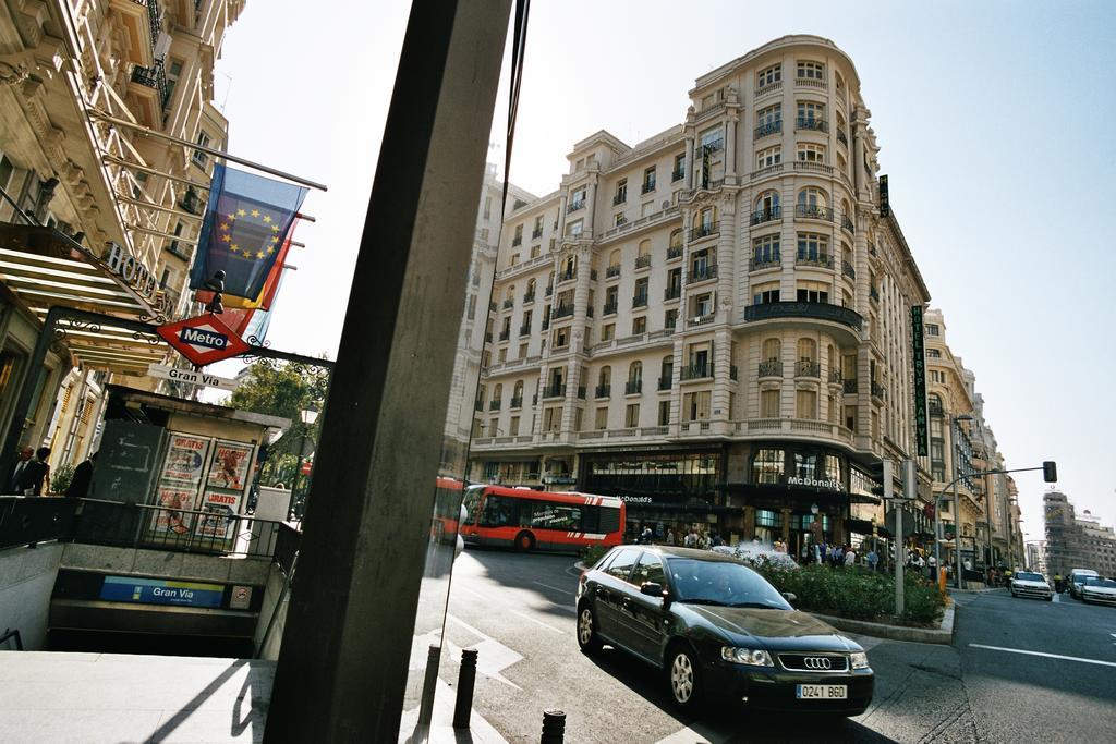 Hostal Luis XV Madrid Exterior foto